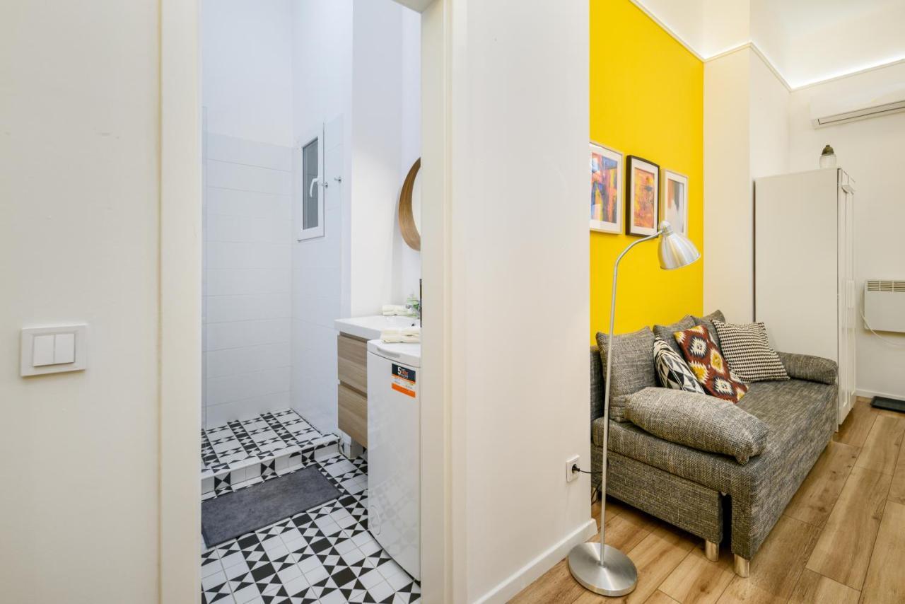 Stylish Yellow Suite In The Heart Of 부다페스트 외부 사진